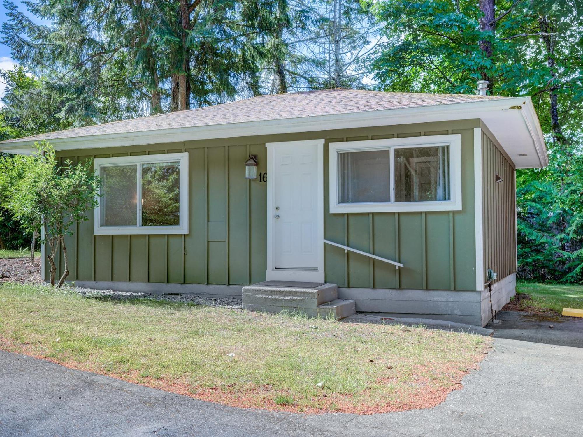 Malahat Bungalows Motel المظهر الخارجي الصورة