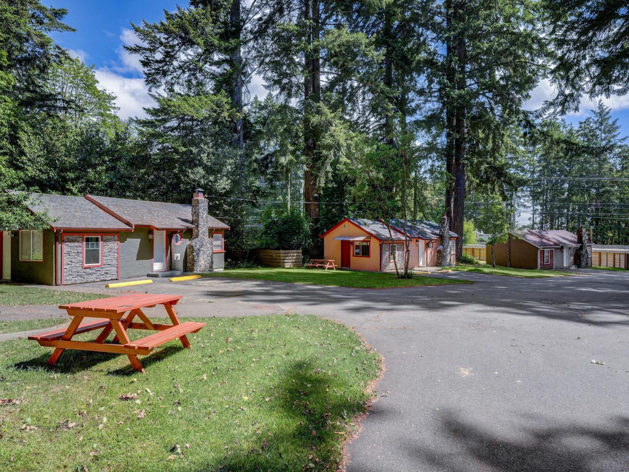 Malahat Bungalows Motel المظهر الخارجي الصورة